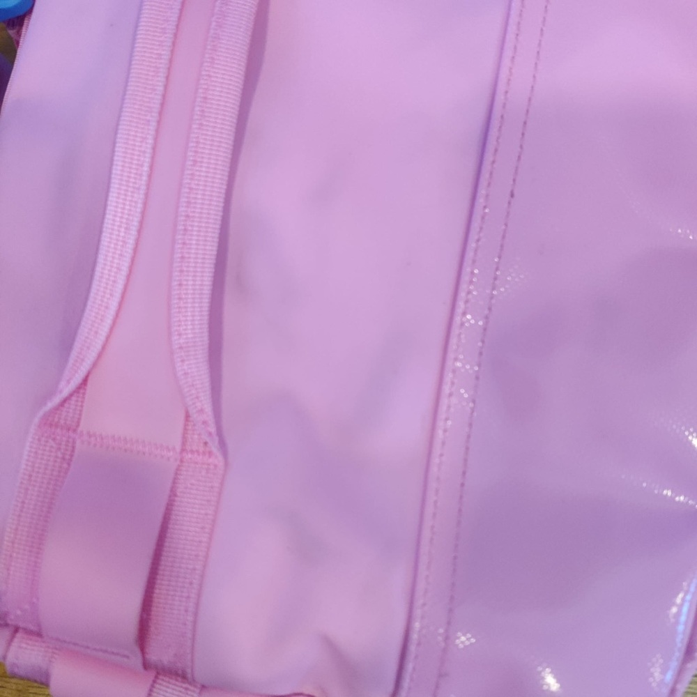 Baboon to the Moon Cotton Candy Pink Go Bags 40L New with slight Defect - Picture 6 of 10